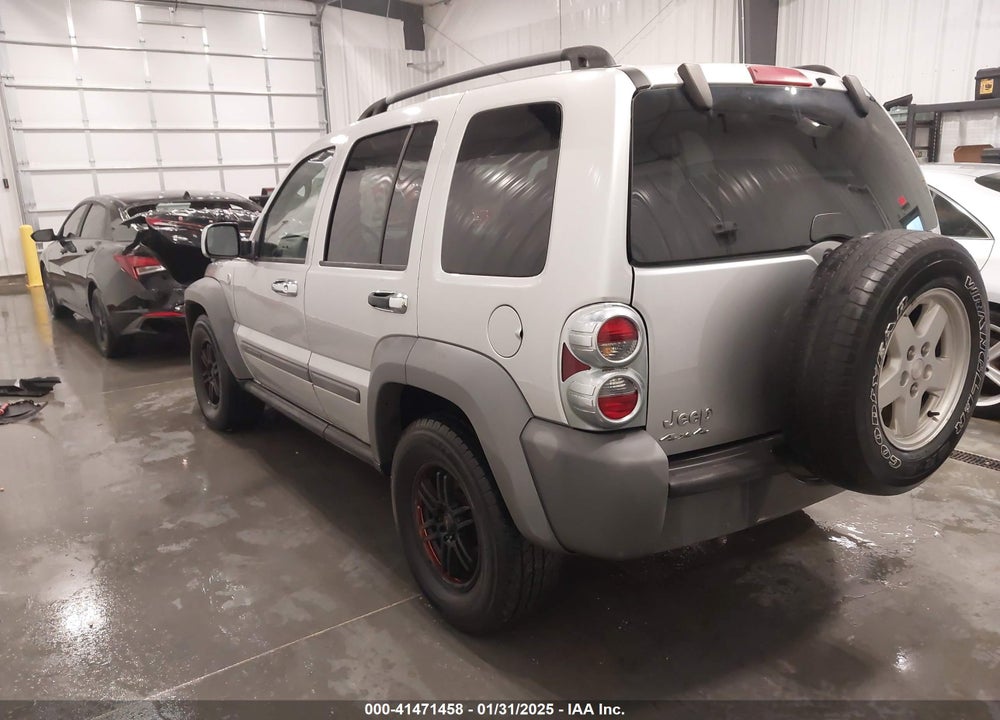 2005 JEEP LIBERTY SPORT VIN: 1J4GL48K55W706804