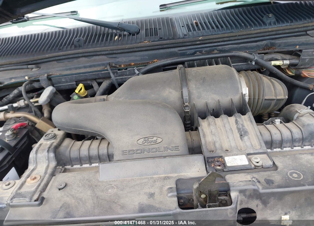 2002 FORD E-150 XL/XLT VIN: 1FMRE11L02HB30156