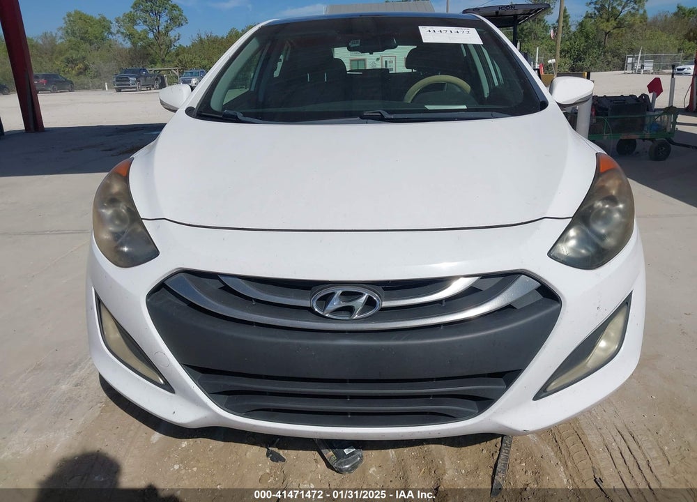2014 HYUNDAI ELANTRA GT VIN: KMHD35LH9EU199066