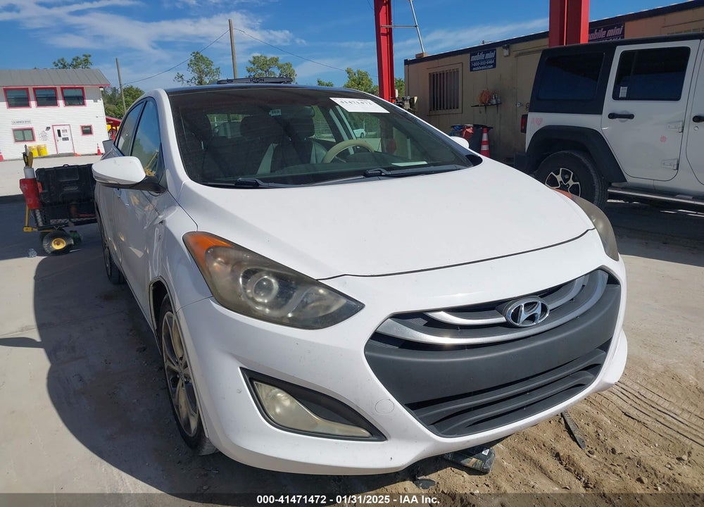 2014 HYUNDAI ELANTRA GT VIN: KMHD35LH9EU199066