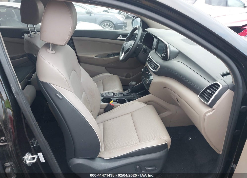 2021 HYUNDAI TUCSON VIN: KM8J3CAL1MU306947