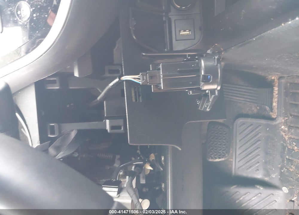 2020 TOYOTA CAMRY XLE HYBRID VIN: 4T1F31AK8LU528532