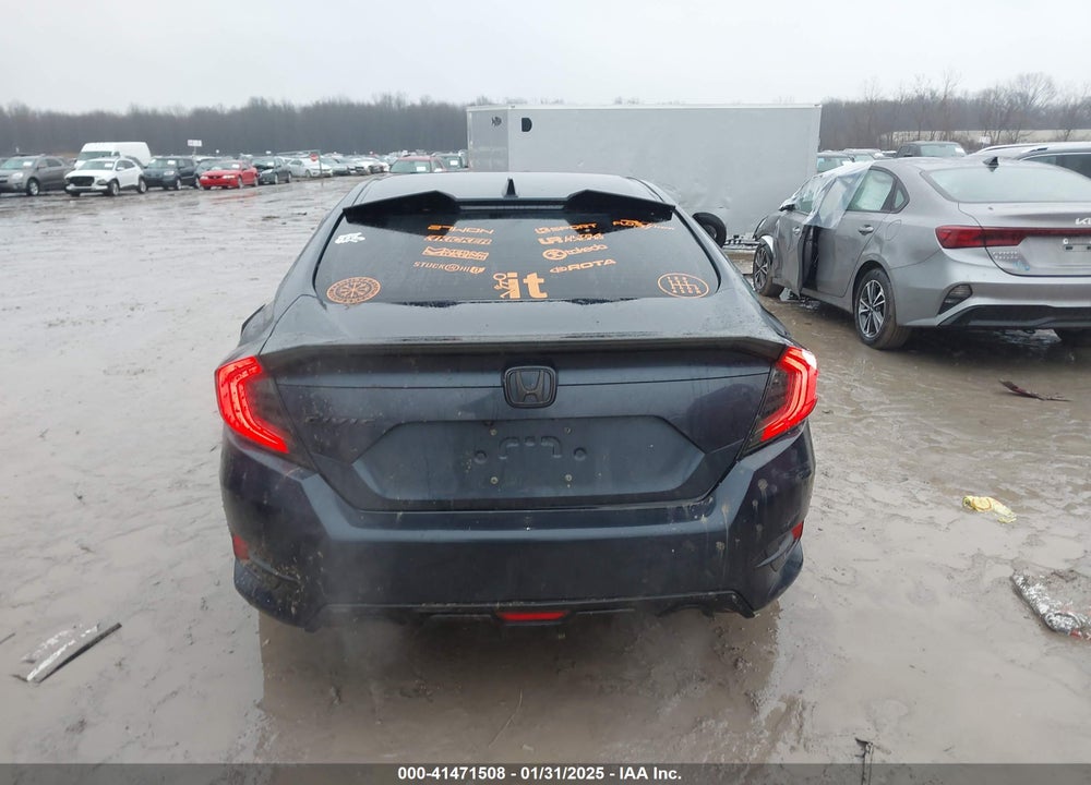 2018 HONDA CIVIC VIN: 19XFC1E3XJE003880