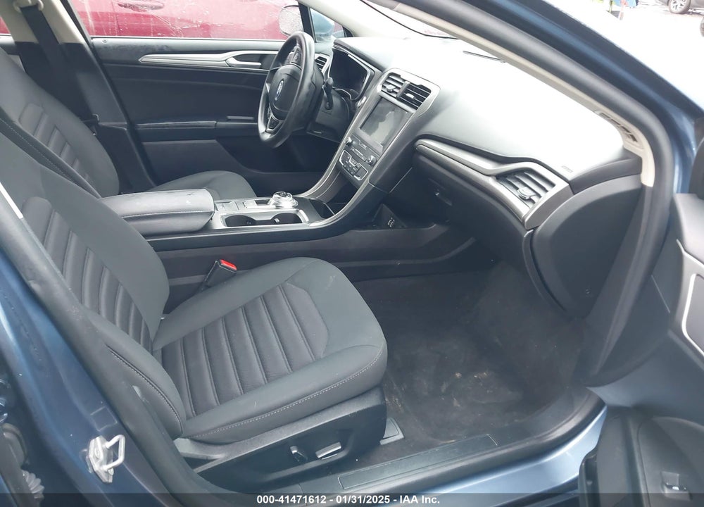 2019 FORD FUSION VIN: 3FA6P0H75KR122403