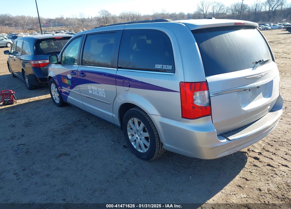 2013 CHRYSLER TOWN & COUNTRY VIN: 2C4RC1BG1DR559017