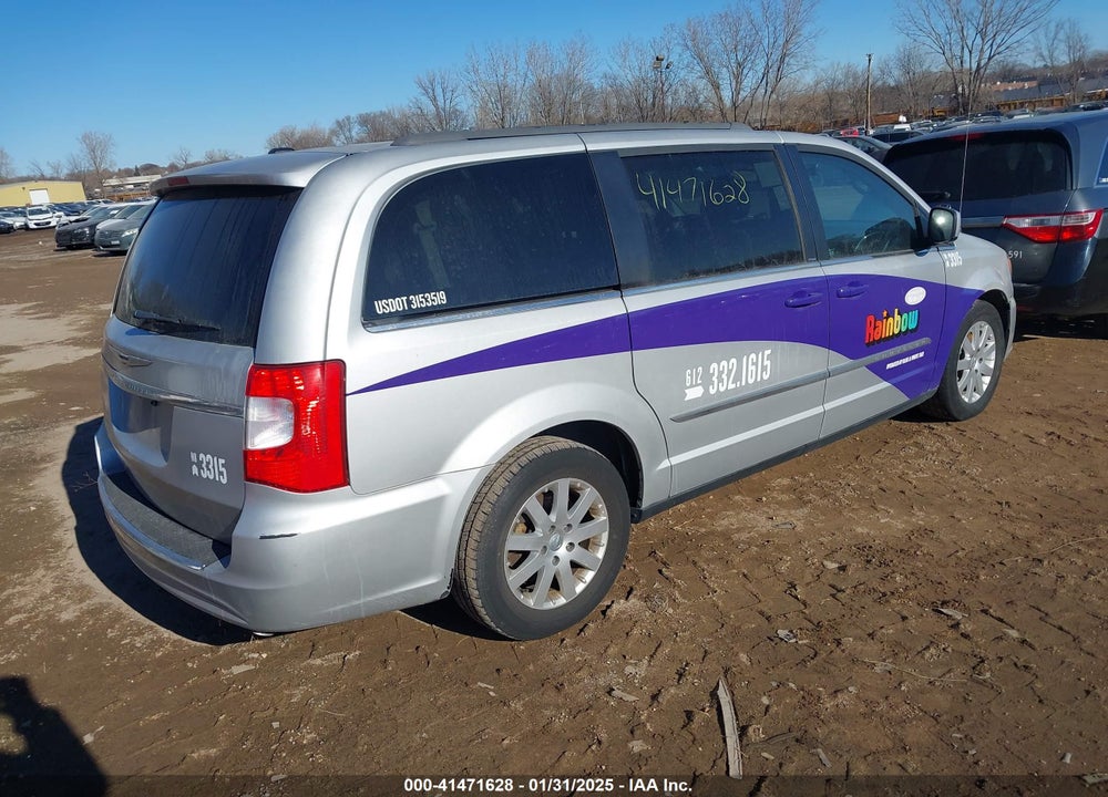 2013 CHRYSLER TOWN & COUNTRY VIN: 2C4RC1BG1DR559017