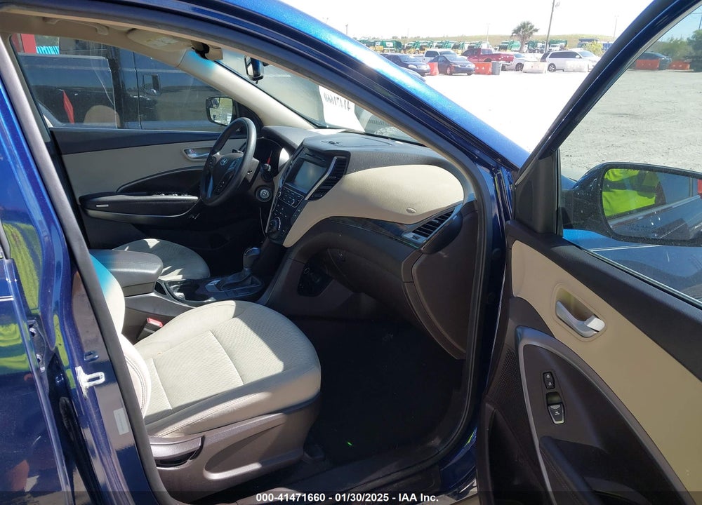 2017 HYUNDAI SANTA FE SPORT 2.4L VIN: 5XYZU3LB7HG468811