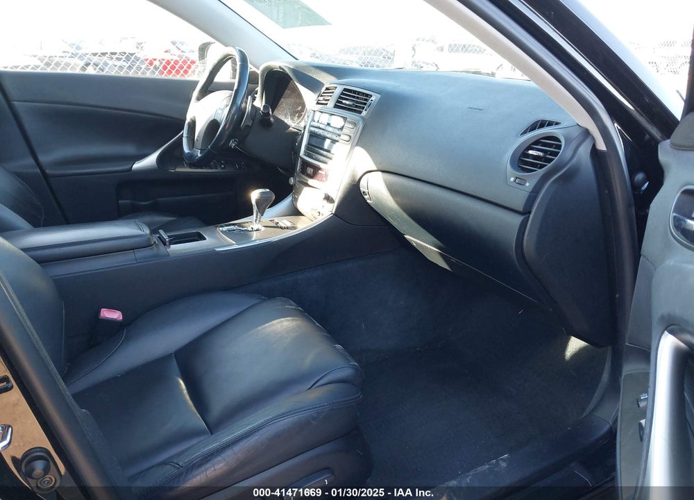 2008 LEXUS IS 250 VIN: JTHCK262382023623
