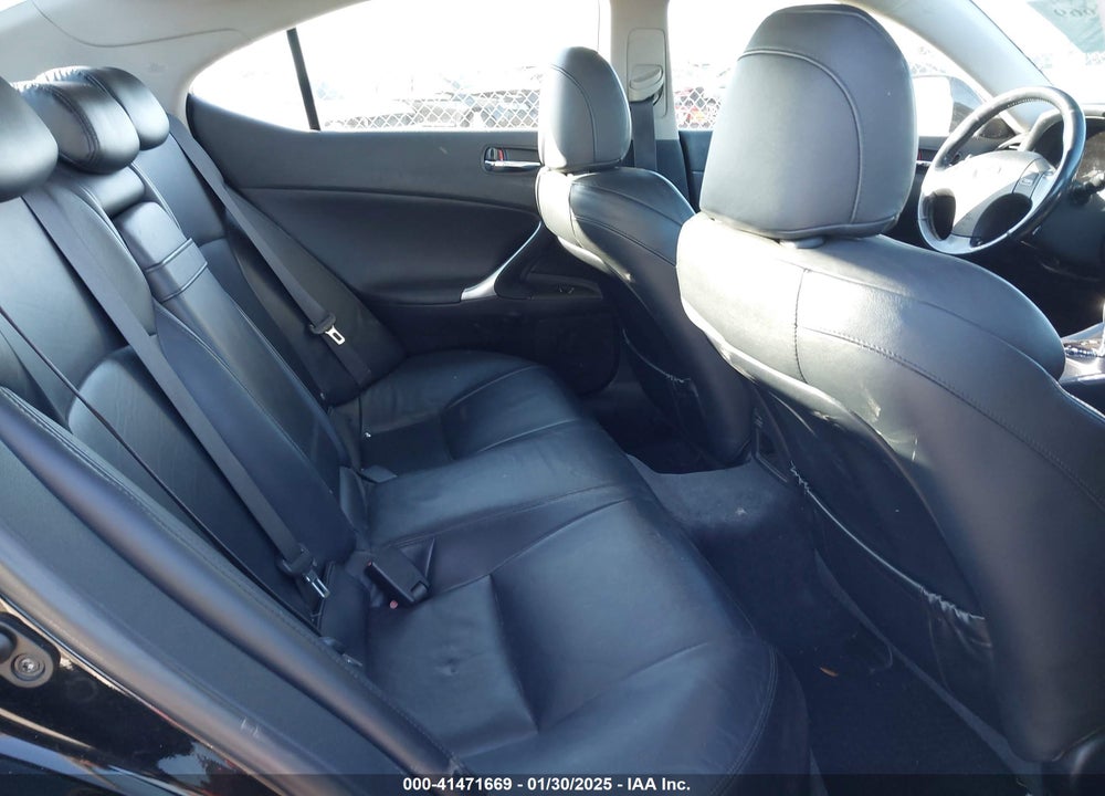 2008 LEXUS IS 250 VIN: JTHCK262382023623