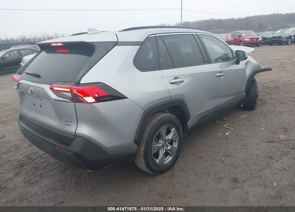 2022 TOYOTA RAV4 VIN: 2T3P1RFV1NC282608