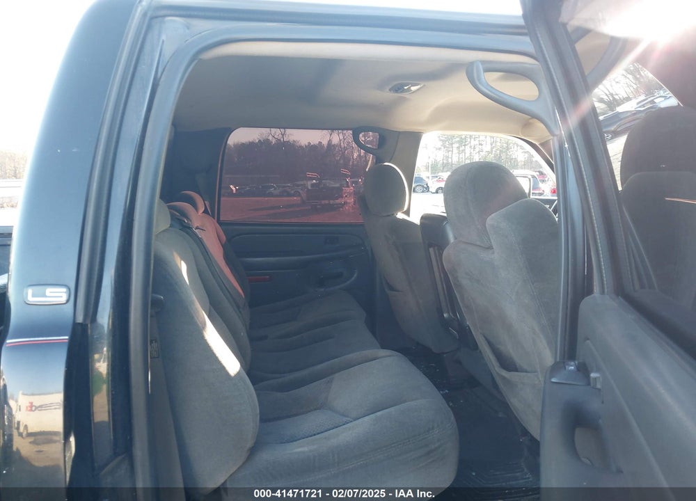 2005 CHEVROLET SILVERADO 3500 LS VIN: 1GCJK33UX5F921970