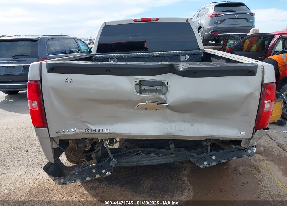 2008 CHEVROLET SILVERADO 1500 LS VIN: 1GCEC19C58Z332264