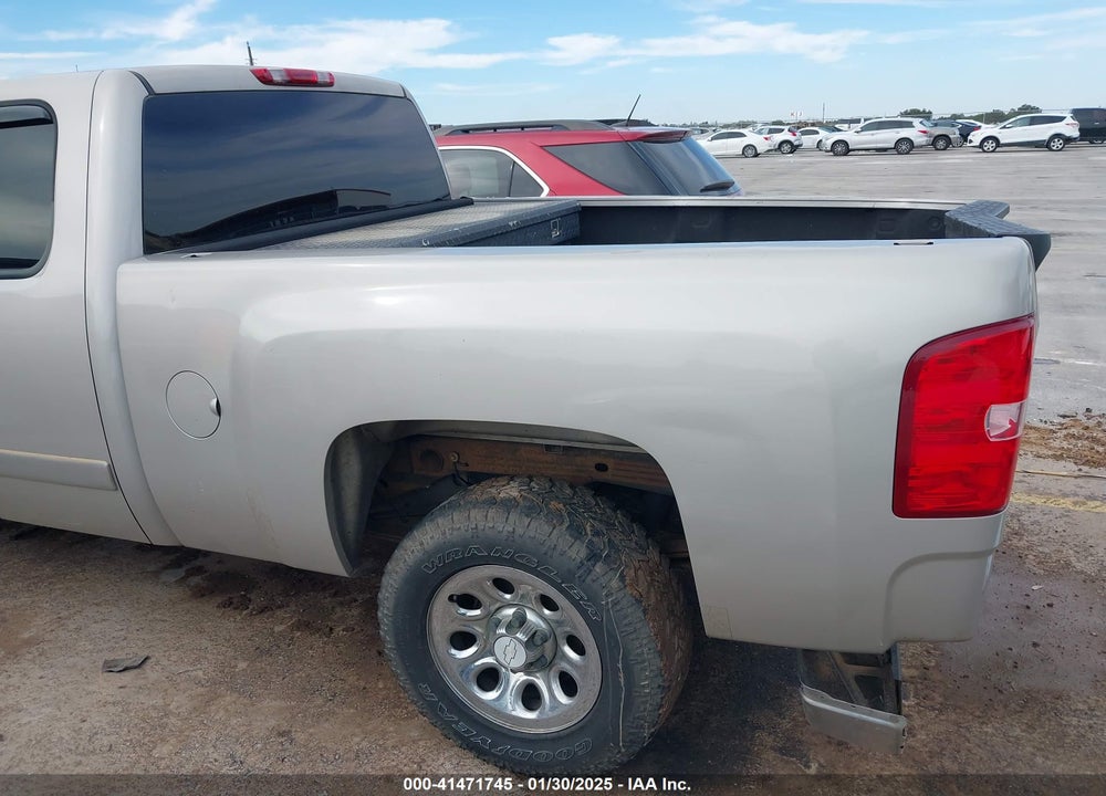 2008 CHEVROLET SILVERADO 1500 LS VIN: 1GCEC19C58Z332264