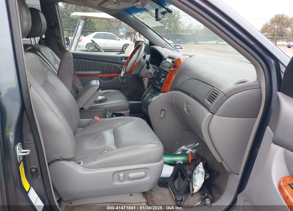 2009 TOYOTA SIENNA LIMITED VIN: 5TDBK22C49S025970