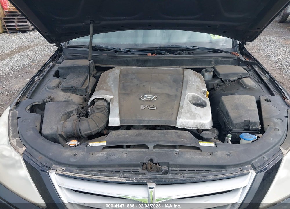 2009 HYUNDAI GENESIS VIN: KMHGC46E39U029011