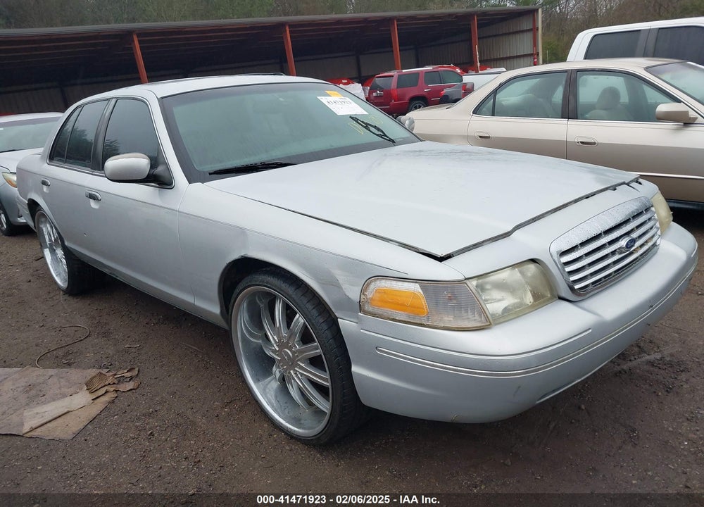 2001 FORD CROWN VICTORIA LX VIN: 2FAFP74W21X143151