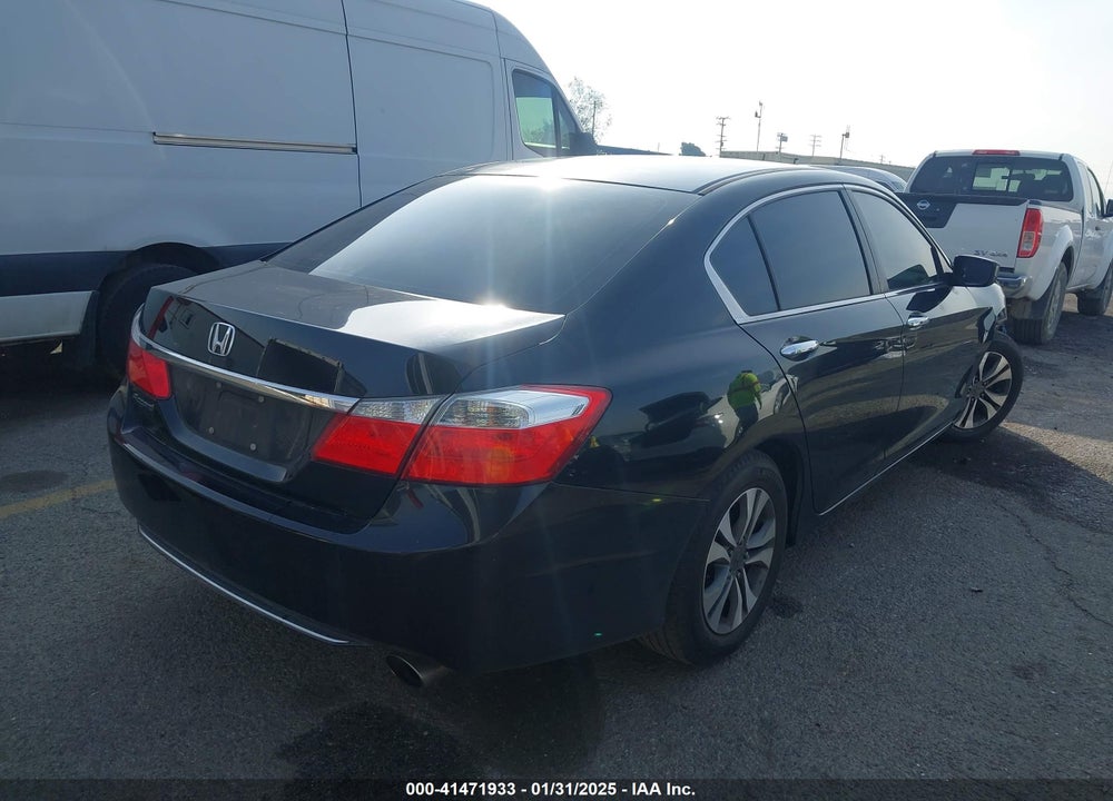 2014 HONDA ACCORD VIN: 1HGCR2F38EA170853