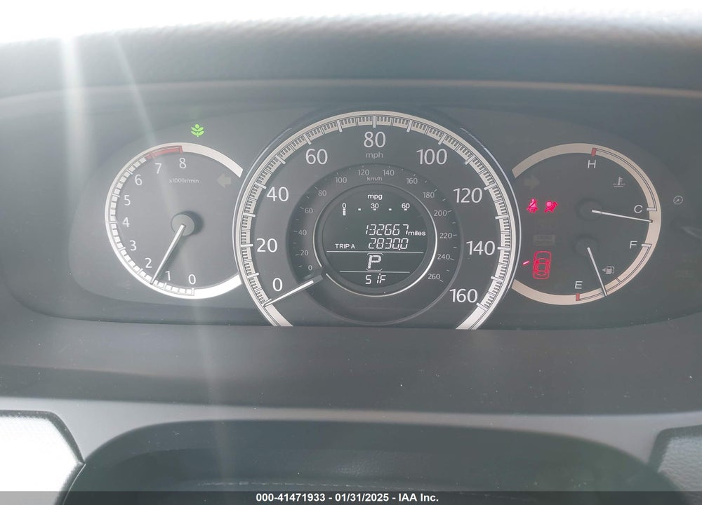 2014 HONDA ACCORD VIN: 1HGCR2F38EA170853