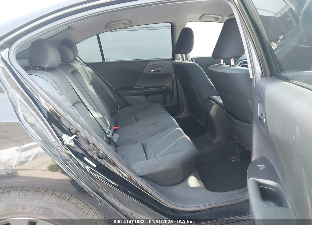 2014 HONDA ACCORD VIN: 1HGCR2F38EA170853