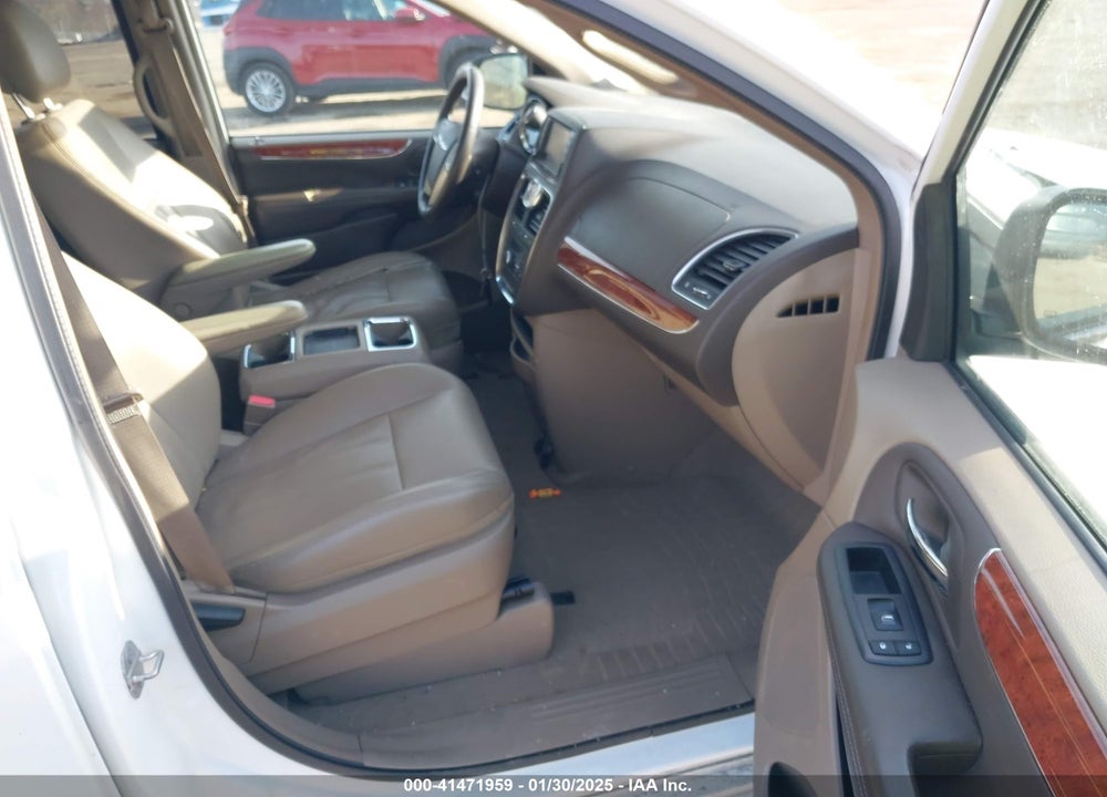 2014 CHRYSLER TOWN & COUNTRY TOURING VIN: 2C4RC1BG6ER115360
