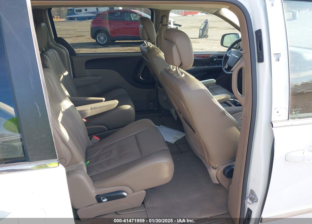 2014 CHRYSLER TOWN & COUNTRY TOURING VIN: 2C4RC1BG6ER115360