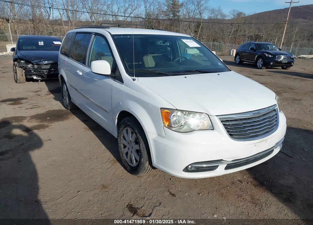 2014 CHRYSLER TOWN & COUNTRY TOURING VIN: 2C4RC1BG6ER115360