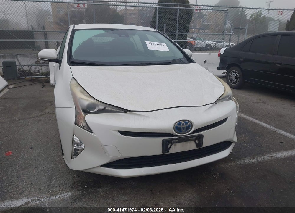 2017 TOYOTA PRIUS THREE TOURING VIN: JTDKARFUXH3037751