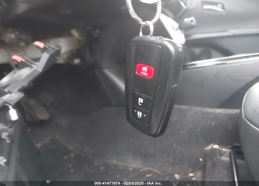 2017 TOYOTA PRIUS THREE TOURING VIN: JTDKARFUXH3037751