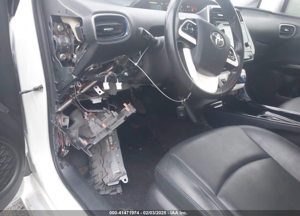2017 TOYOTA PRIUS THREE TOURING VIN: JTDKARFUXH3037751