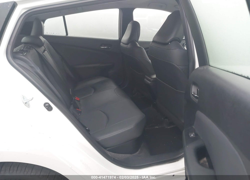 2017 TOYOTA PRIUS THREE TOURING VIN: JTDKARFUXH3037751
