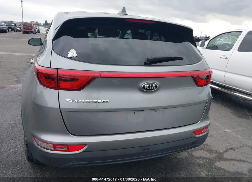 2019 KIA SPORTAGE LX VIN: KNDPM3ACXK7628008
