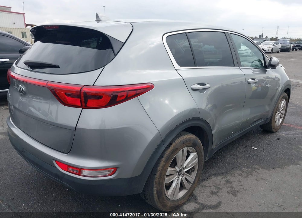 2019 KIA SPORTAGE LX VIN: KNDPM3ACXK7628008
