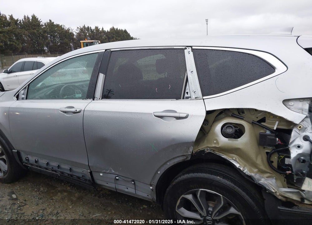 2022 HONDA CR-V VIN: 2HKRW2H82NH621522