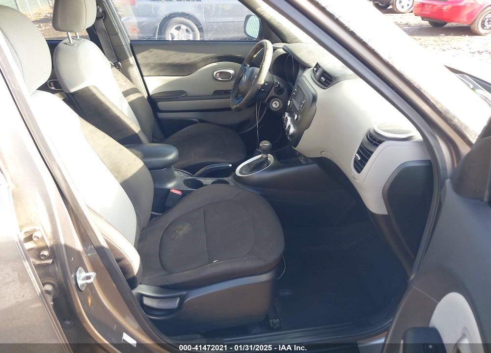 2016 KIA SOUL VIN: KNDJN2A26G7316747