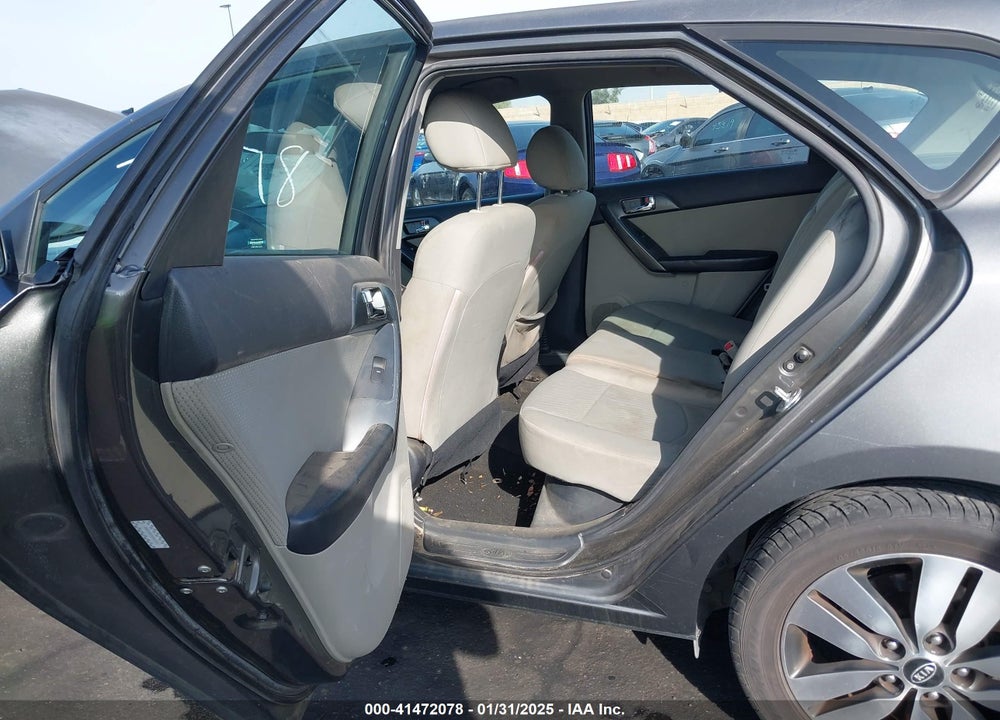 2013 KIA FORTE VIN: KNAFU5A26D5679127