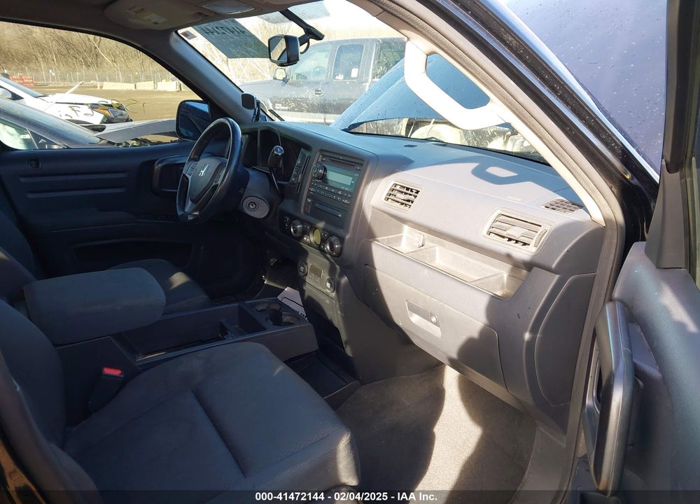 2014 HONDA RIDGELINE VIN: 5FPYK1F77EB001654