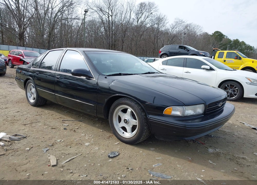 1996 CHEVROLET CAPRICE / IMPALA CLASSIC SS VIN: 1G1BL52PXTR144185