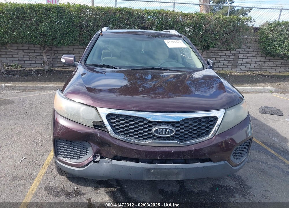 2011 KIA SORENTO LX V6 VIN: 5XYKT4A29BG152301