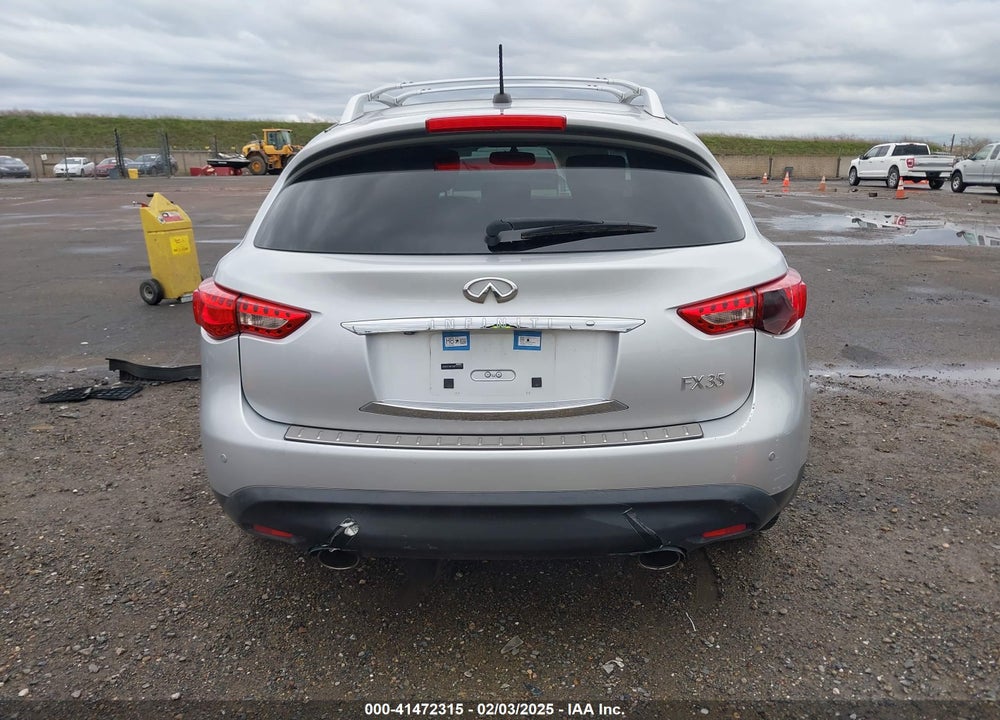 2011 INFINITI FX35 VIN: JN8AS1MW1BM734200