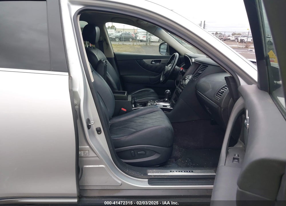 2011 INFINITI FX35 VIN: JN8AS1MW1BM734200