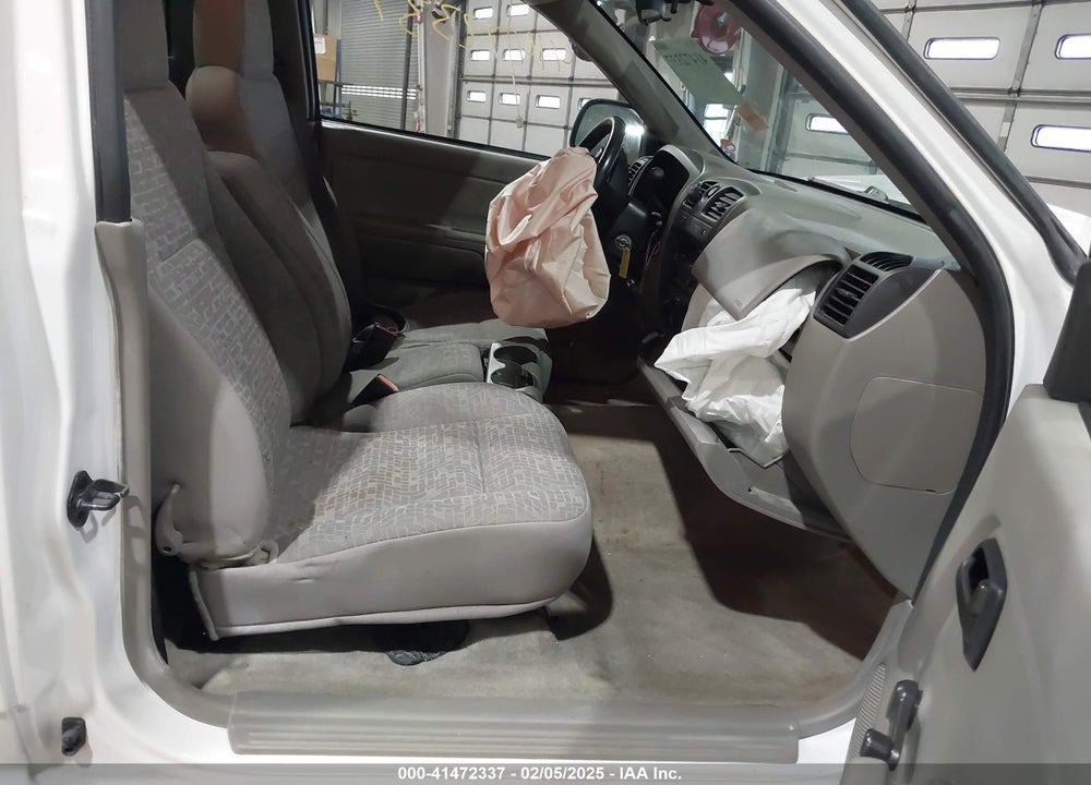 2005 CHEVROLET COLORADO VIN: 1GCCS148758281543