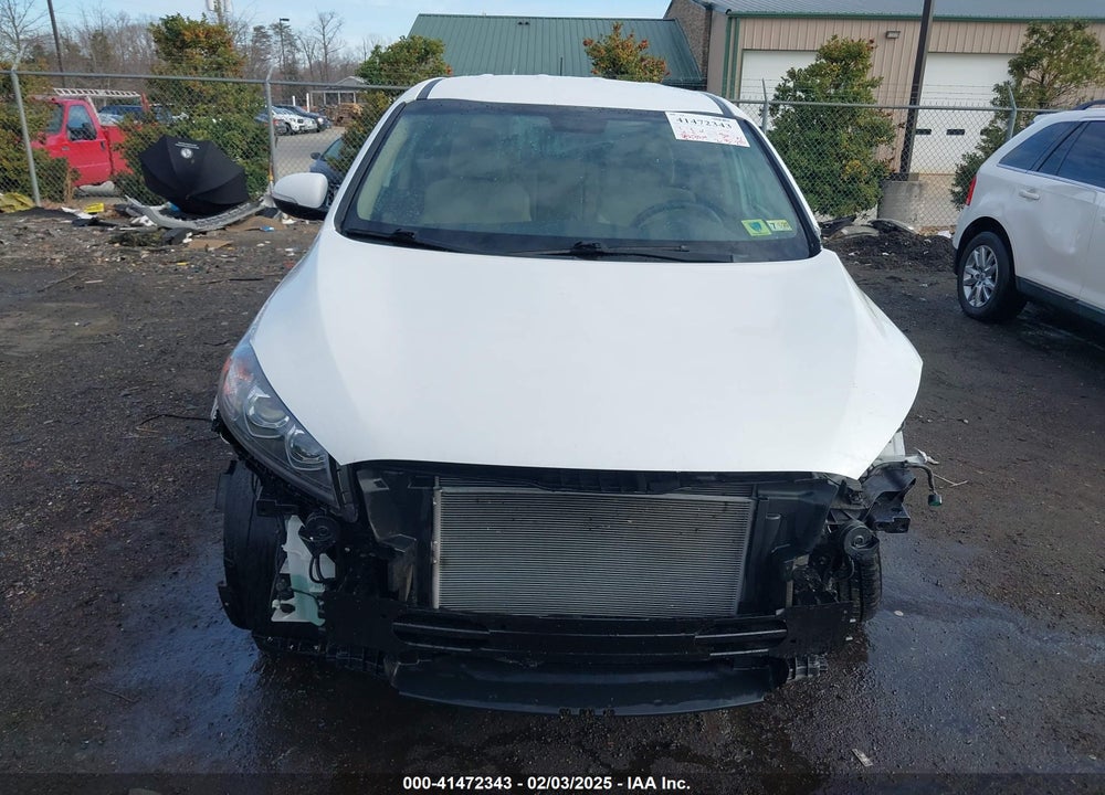 2019 KIA SORENTO 3.3L LX VIN: 5XYPG4A50KG559055