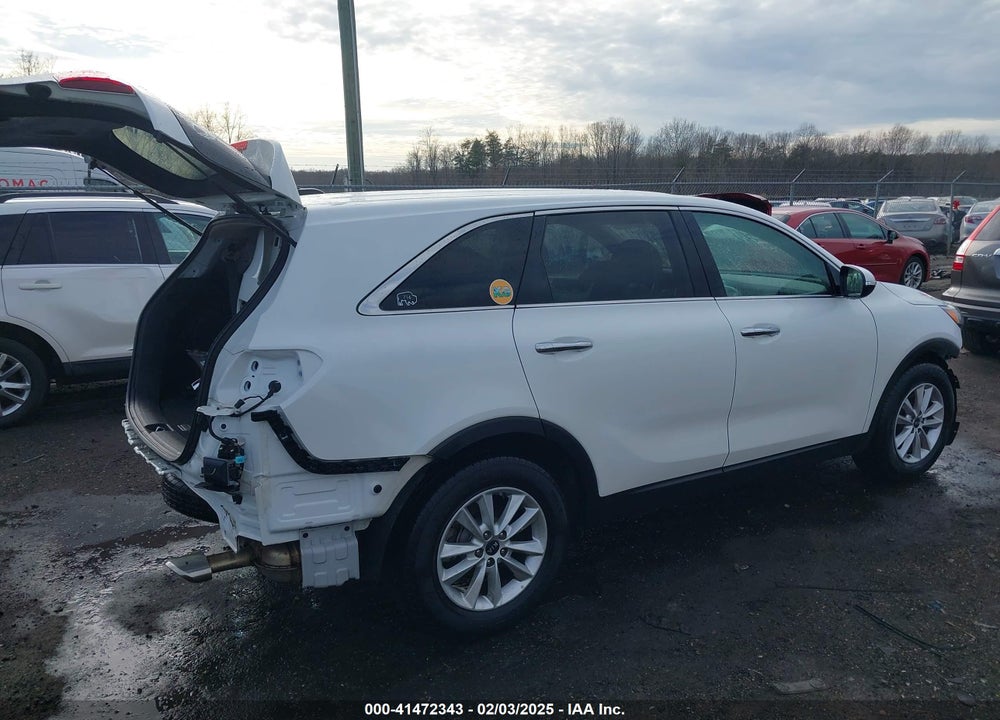 2019 KIA SORENTO 3.3L LX VIN: 5XYPG4A50KG559055