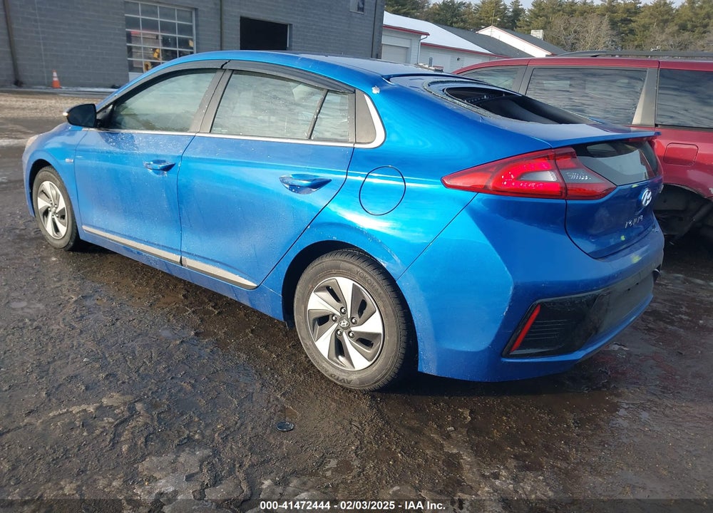 2017 HYUNDAI IONIQ HYBRID VIN: KMHC75LC1HU031768