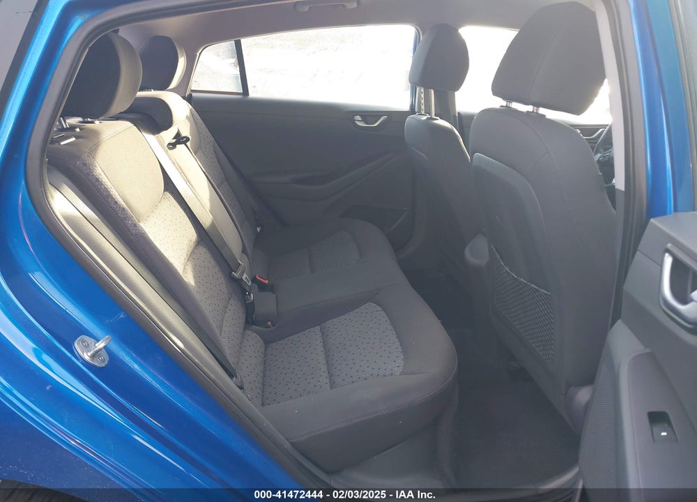 2017 HYUNDAI IONIQ HYBRID VIN: KMHC75LC1HU031768