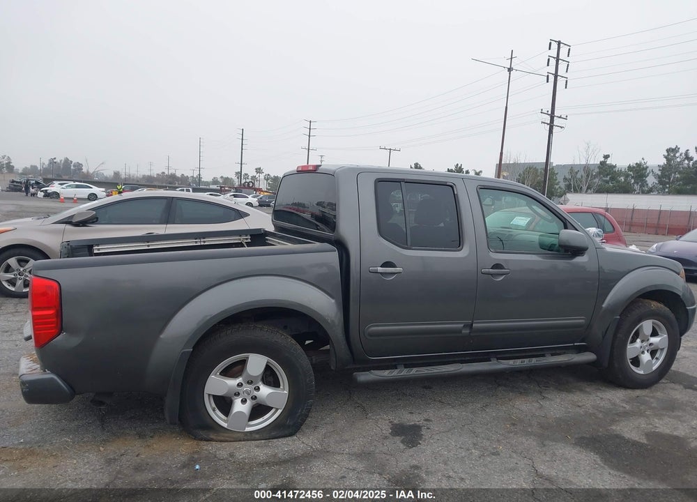 2005 NISSAN FRONTIER LE VIN: 1N6AD07U55C410961