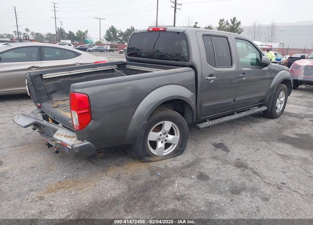 2005 NISSAN FRONTIER LE VIN: 1N6AD07U55C410961