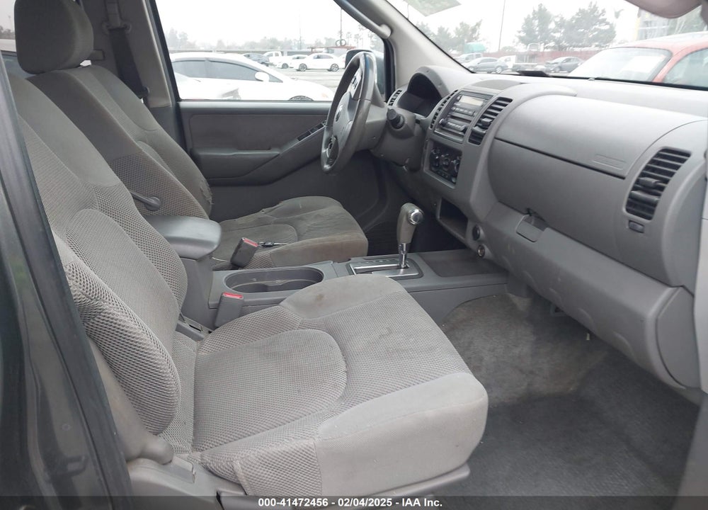 2005 NISSAN FRONTIER LE VIN: 1N6AD07U55C410961