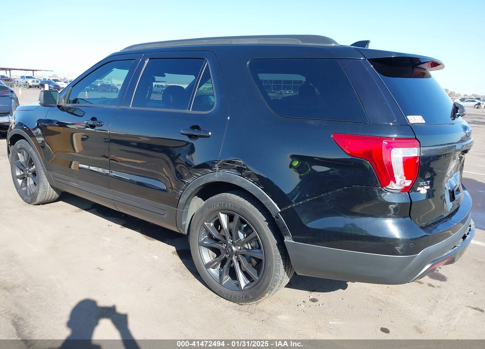 2017 FORD EXPLORER XLT VIN: 1FM5K7D85HGC22041