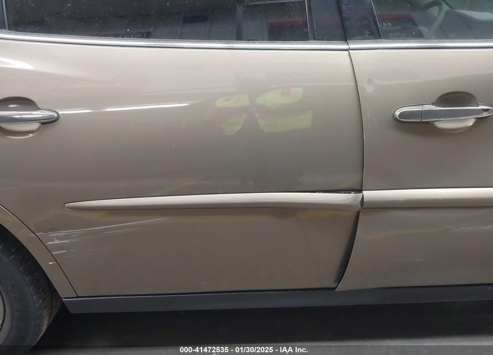 2007 BUICK LACROSSE CX VIN: 2G4WC582571181613
